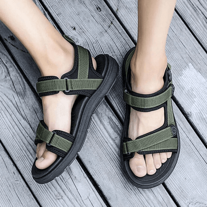 Beatriz® | Comfortable trekking sandals for men