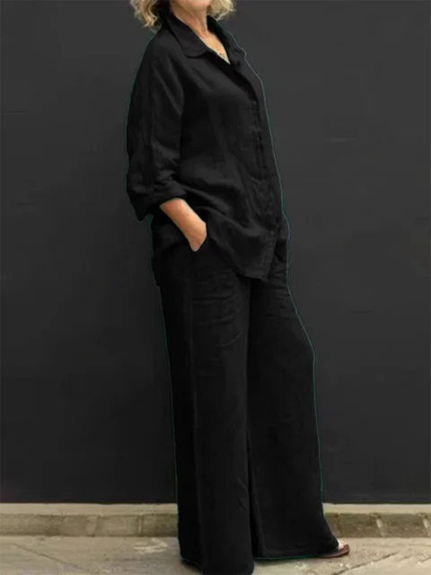 Casual linen blouse and trouser set