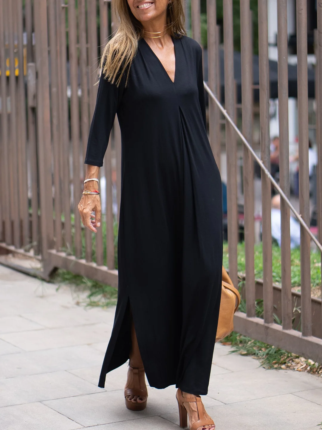 LP | Simple and comfortable casual V-neck dress