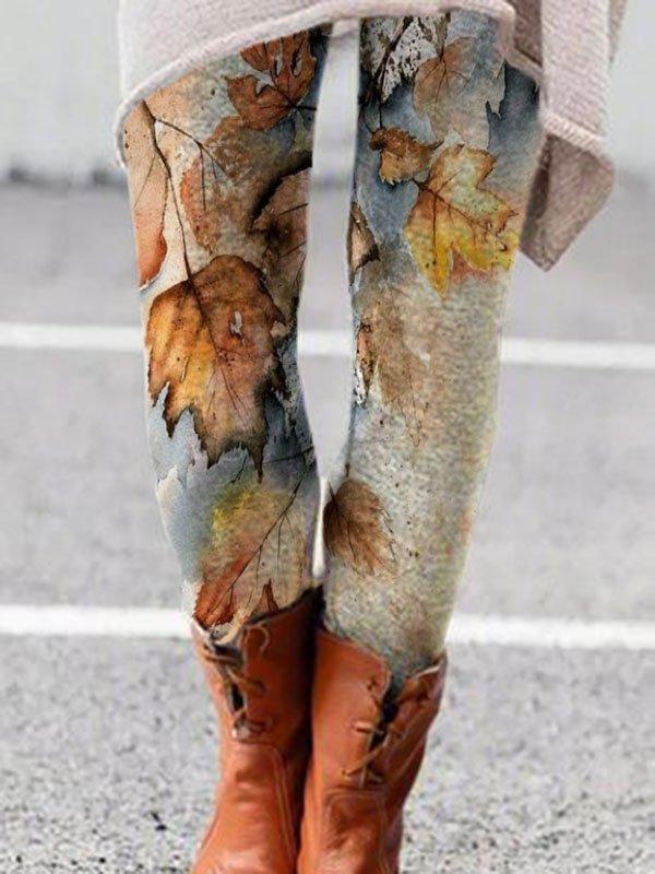 Casual pants with leaf print