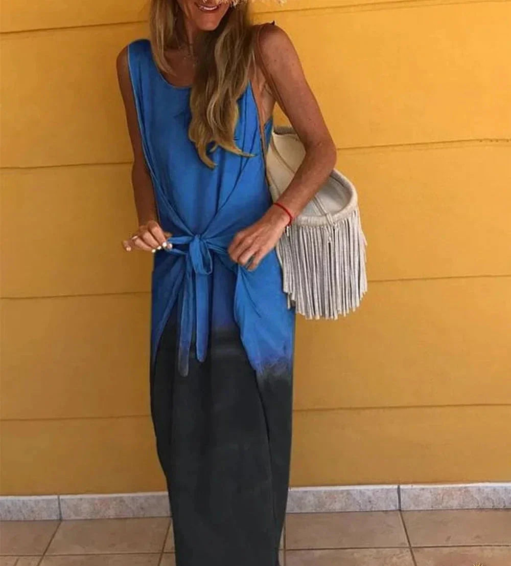 Stylish two-tone sleeveless dress