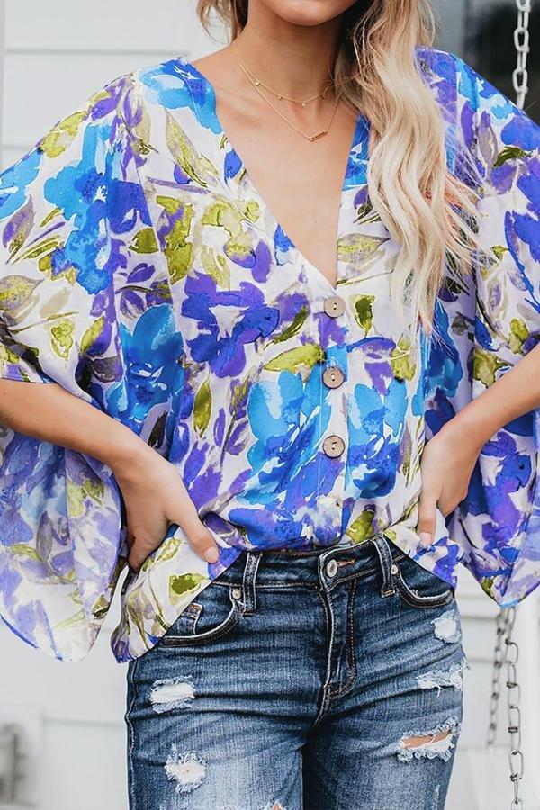 LP | Floral top with batwing sleeves and buttons