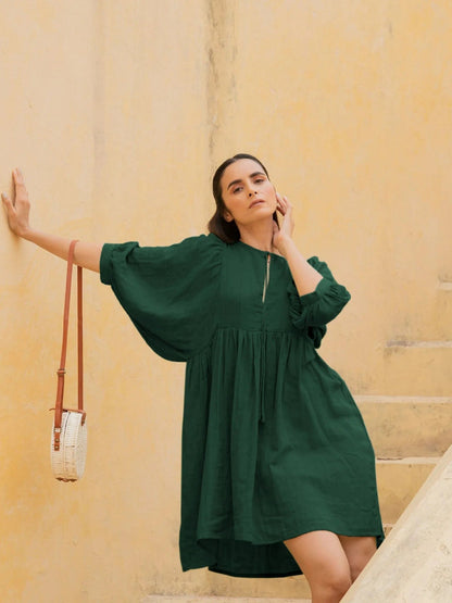 LP | Solid-colored dress with balloon sleeves