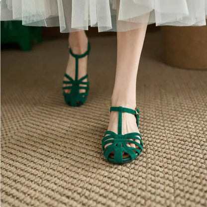 Yasmin® | Flat strappy sandals