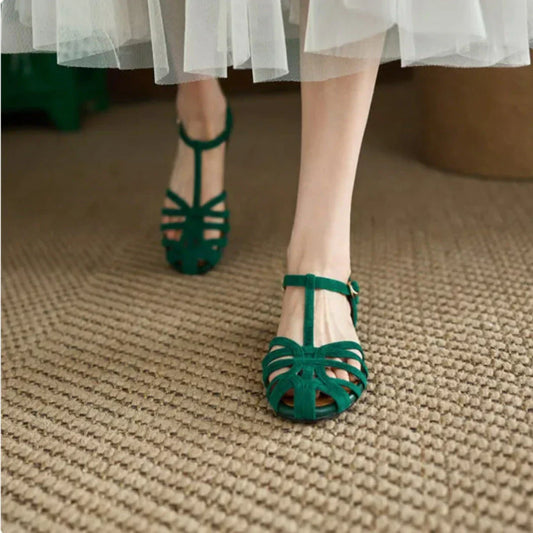 Yasmin® | Flat strappy sandals