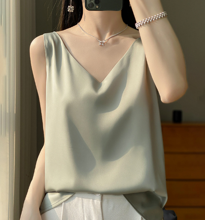 Brisa - Sleeveless top for women - Classic and chic