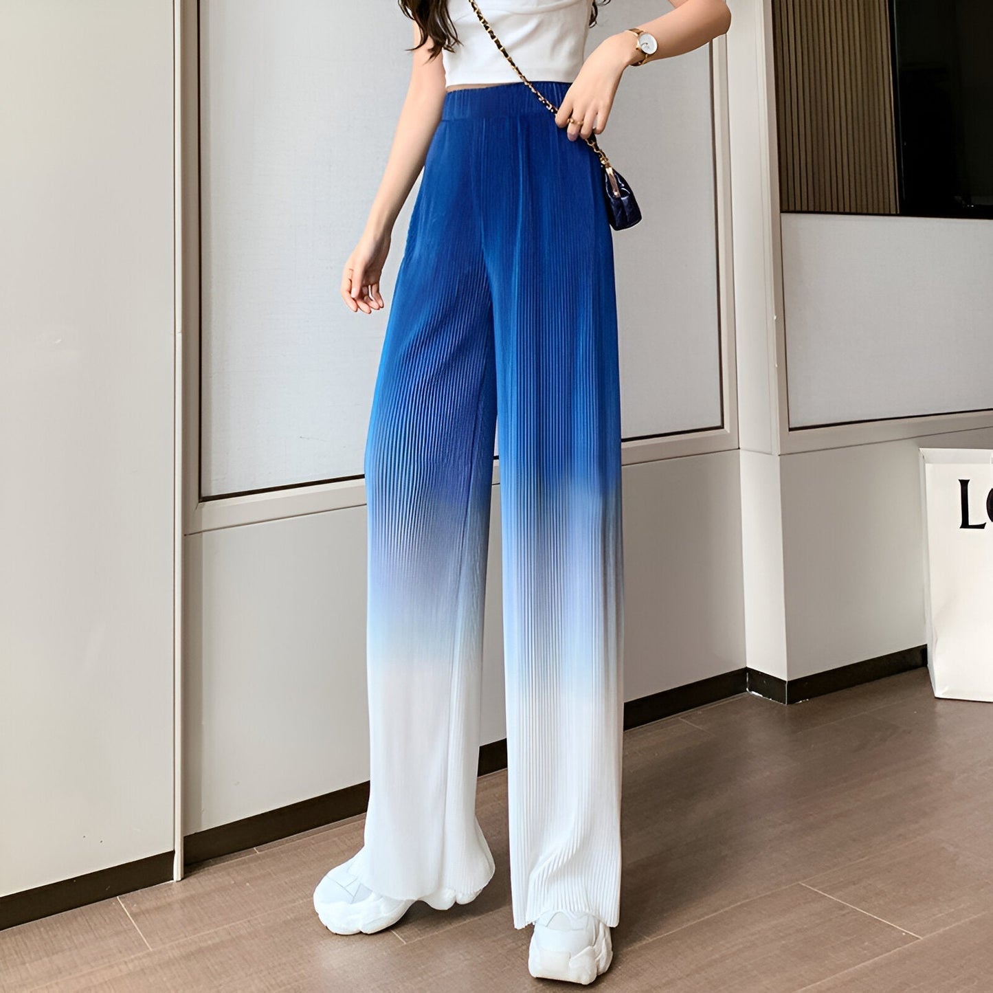 Cira | Wide-leg pants with timeless elegance