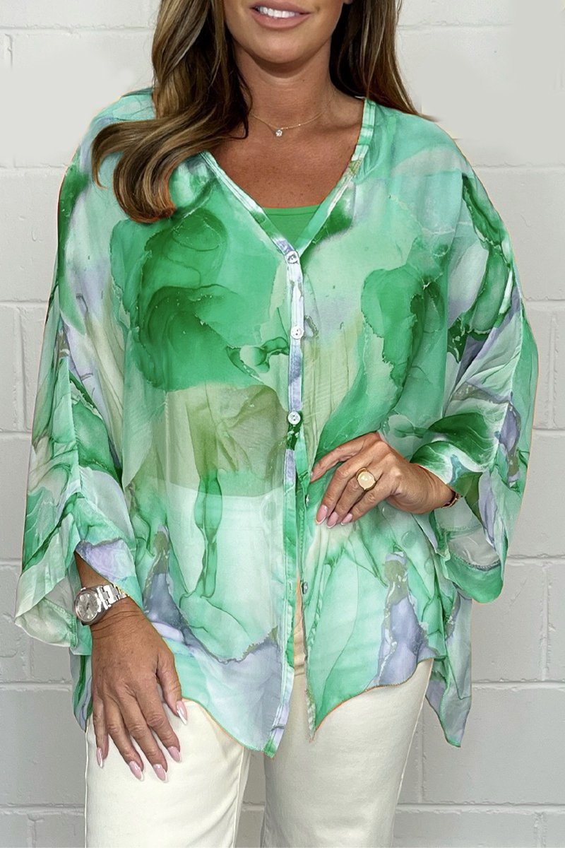 Amber | Lightweight, elegant blouse with print for women
