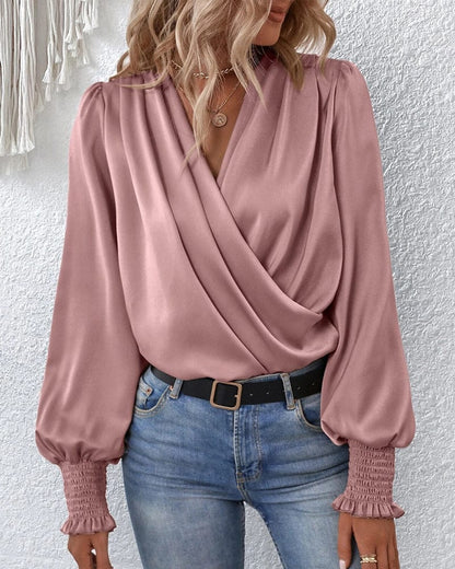 LP | Elegant solid-colored blouse