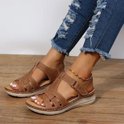 LP | Comfortable leather sandals
