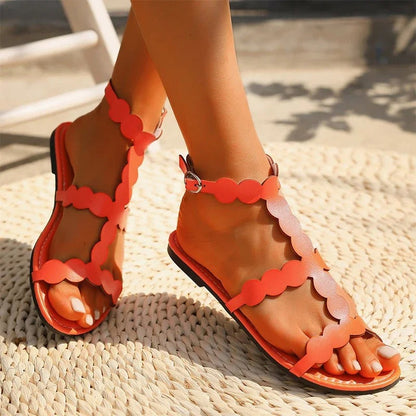 LP | Sandals with a notched edge