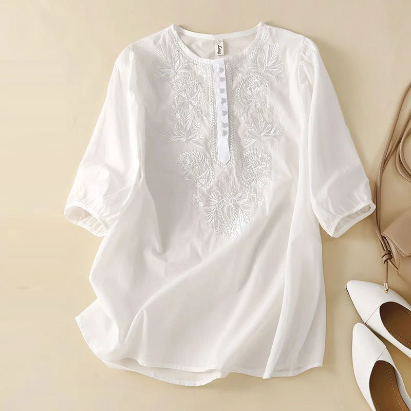 LP | Elegant blouse with embroidery