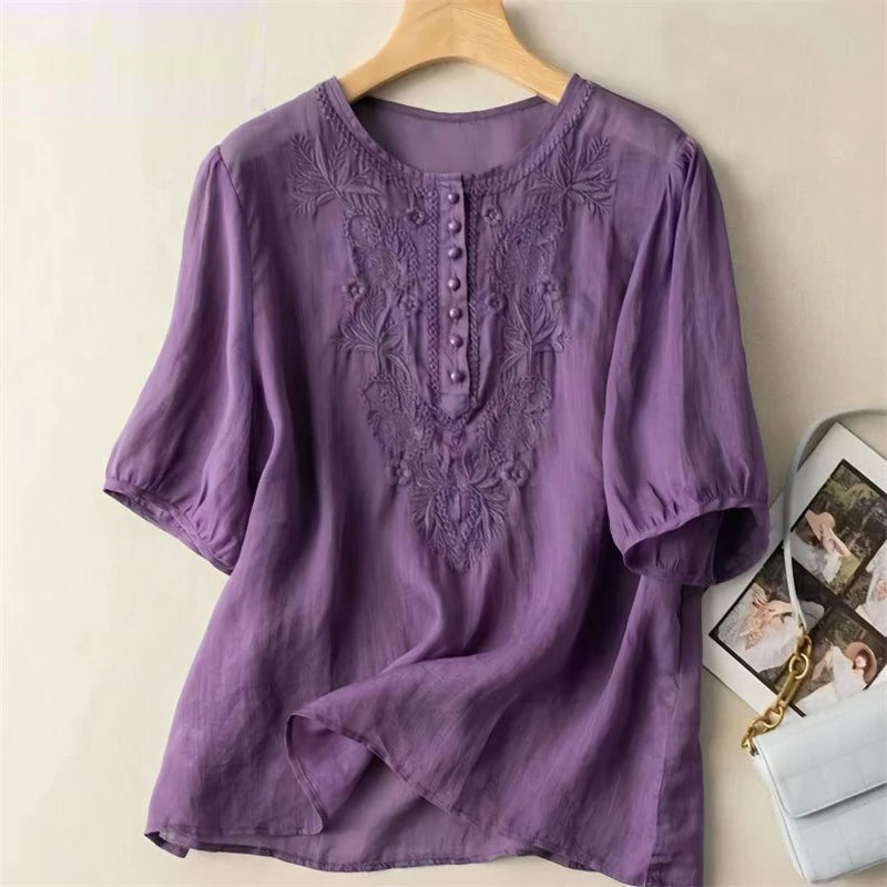 LP | Elegant blouse with embroidery