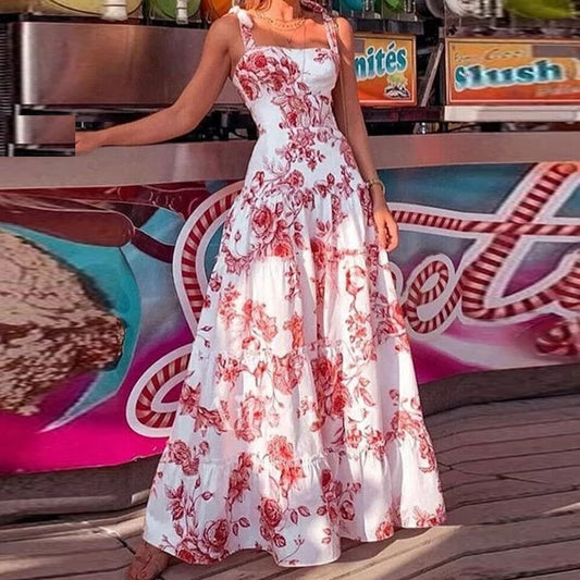 LP | Maxi dress with floral print.