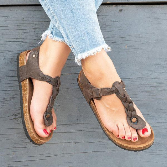 LP | Elegant and airy sandals