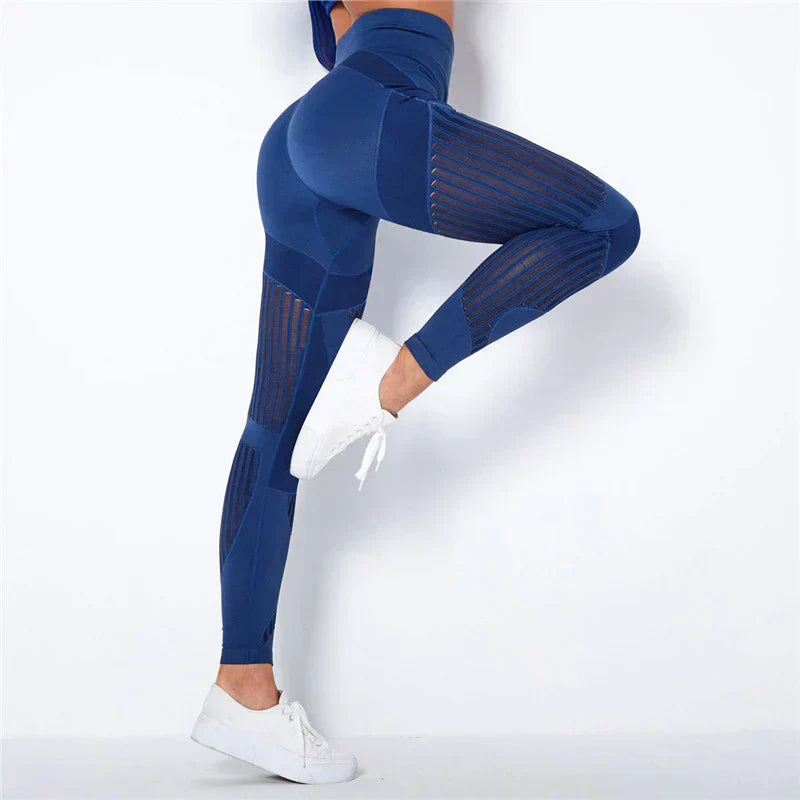 Chic pants for women
