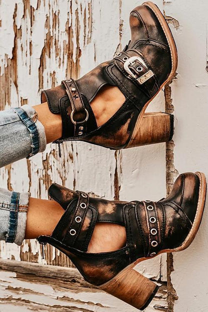LP | Rustic ankle boot with block heel