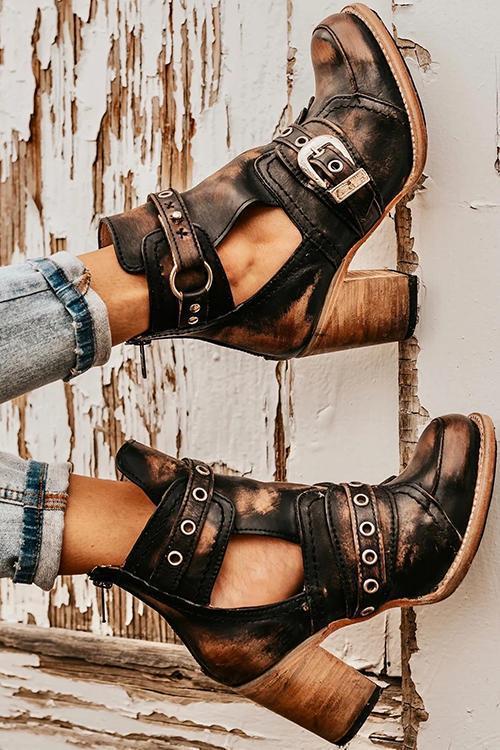 LP | Rustic ankle boot with block heel