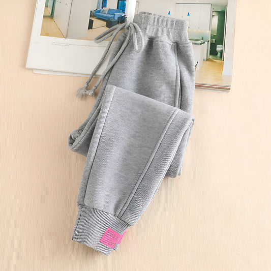 Petronella | New women's grey jogging pants