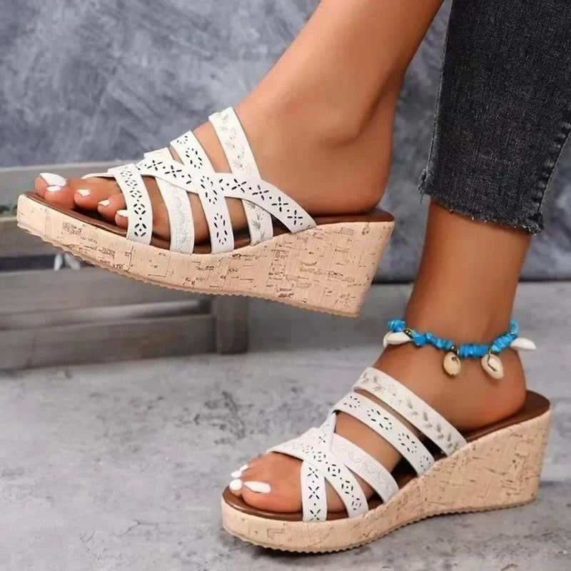 LP | Vintage Style Sandals