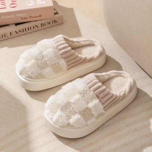 Coleen Slippers | Thick and soft